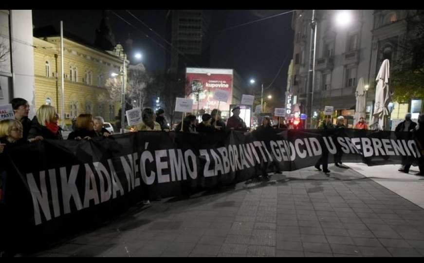Napeto u Beogradu: Protesti protiv murala Ratku Mladiću
